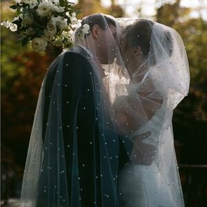 Cathedral Pearl Veil with satin edge in light ivory